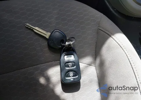 2020 Hyundai Elantra Sel from USA, damaged, VIN 5NPD84LF0LH625751